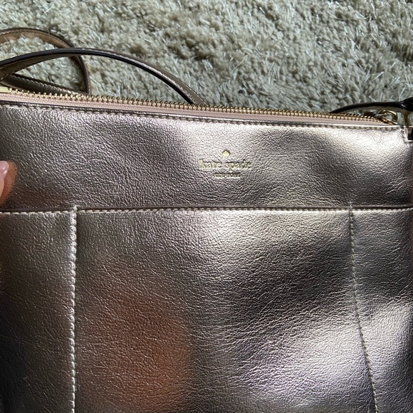 Kate Spade metallic cross body bag - Picture 5 of 5